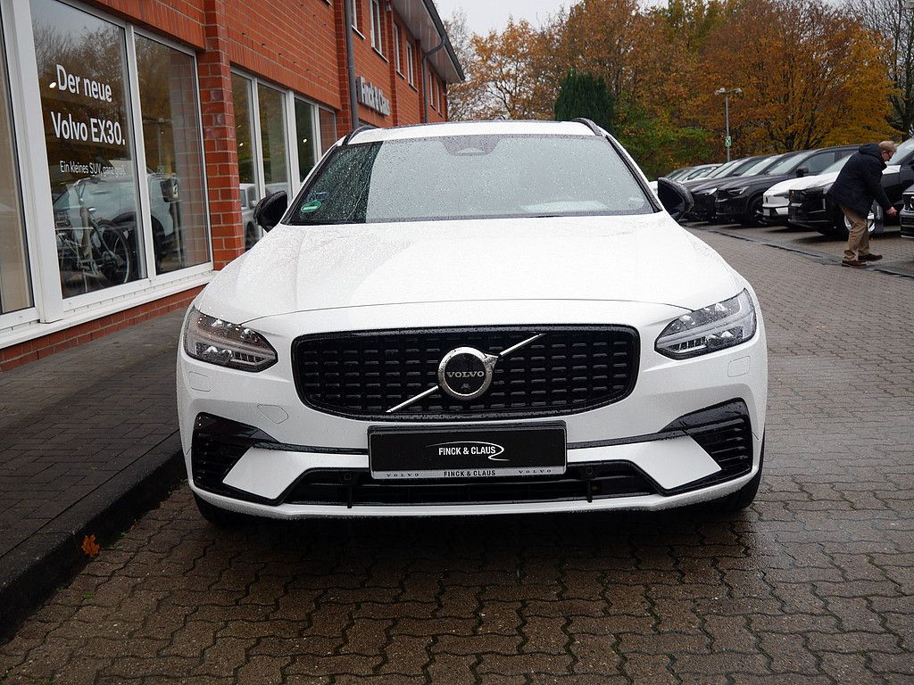 Volvo V90 2022