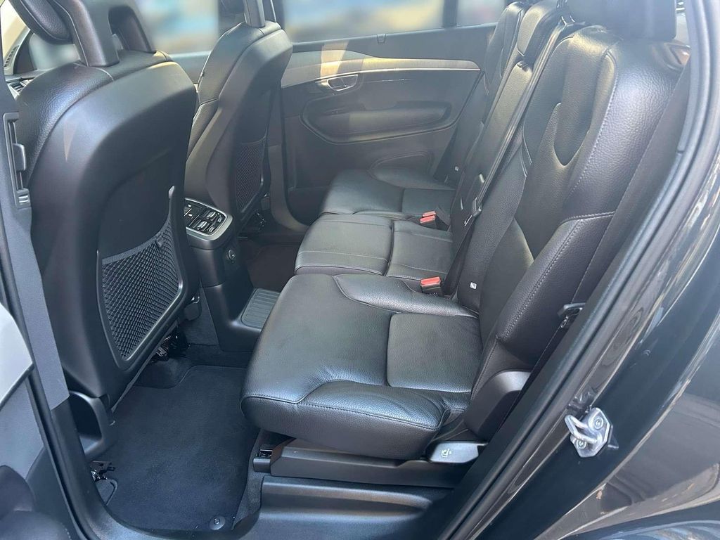 Volvo XC90 2021