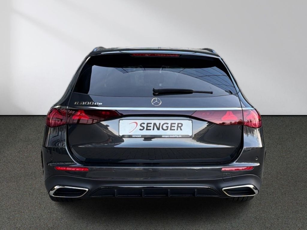 Mercedes-Benz E 300 2025