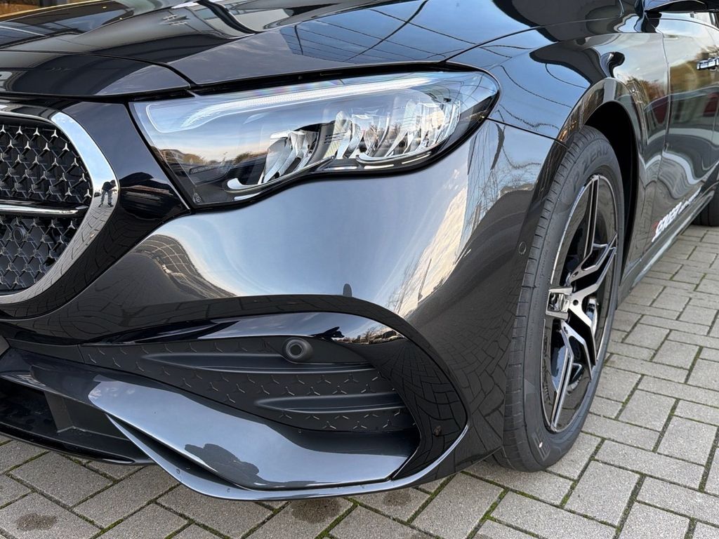 Mercedes-Benz E 300 2025