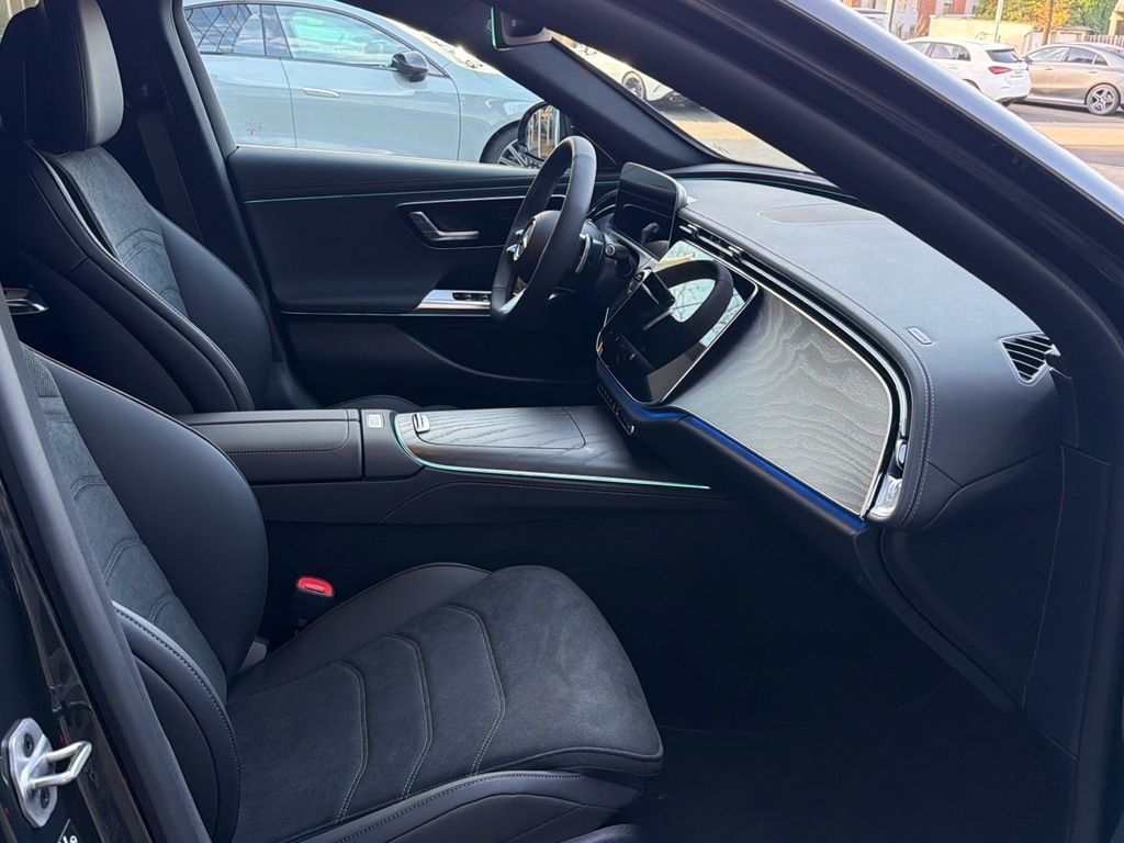 Mercedes-Benz E 300 2025