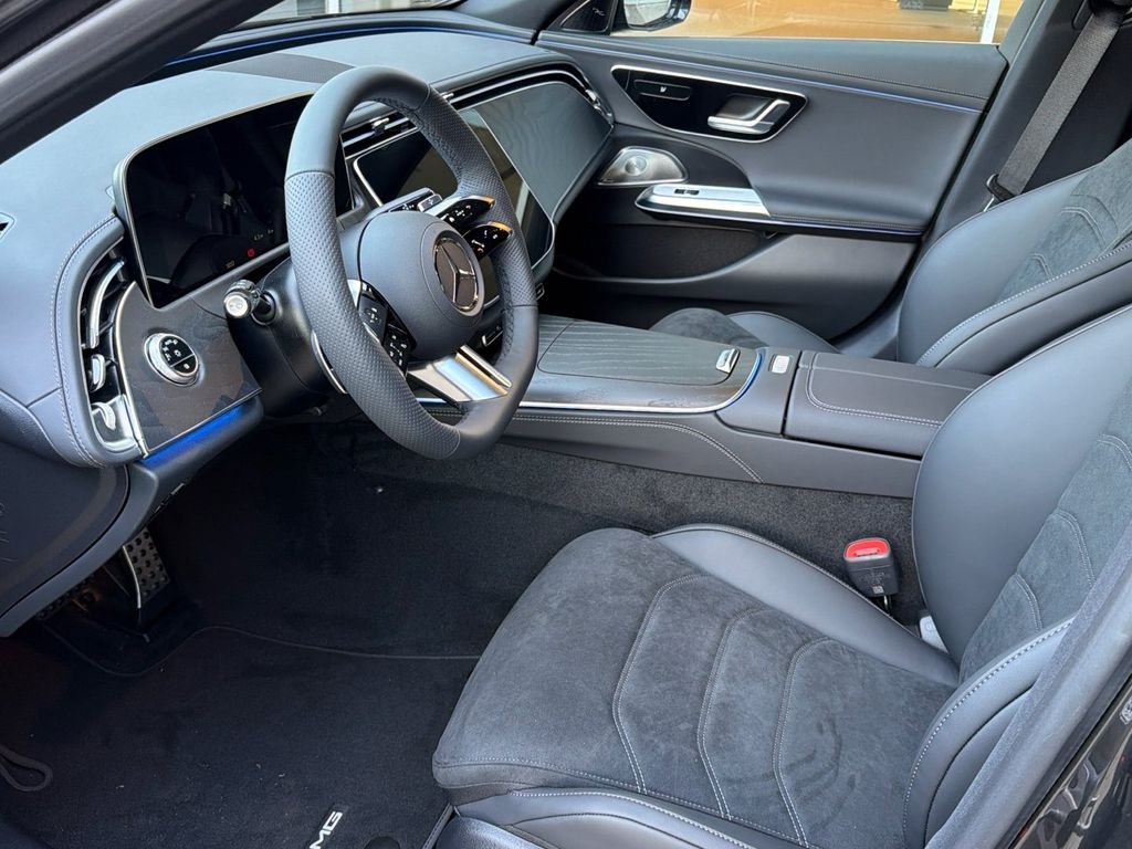 Mercedes-Benz E 300 2025