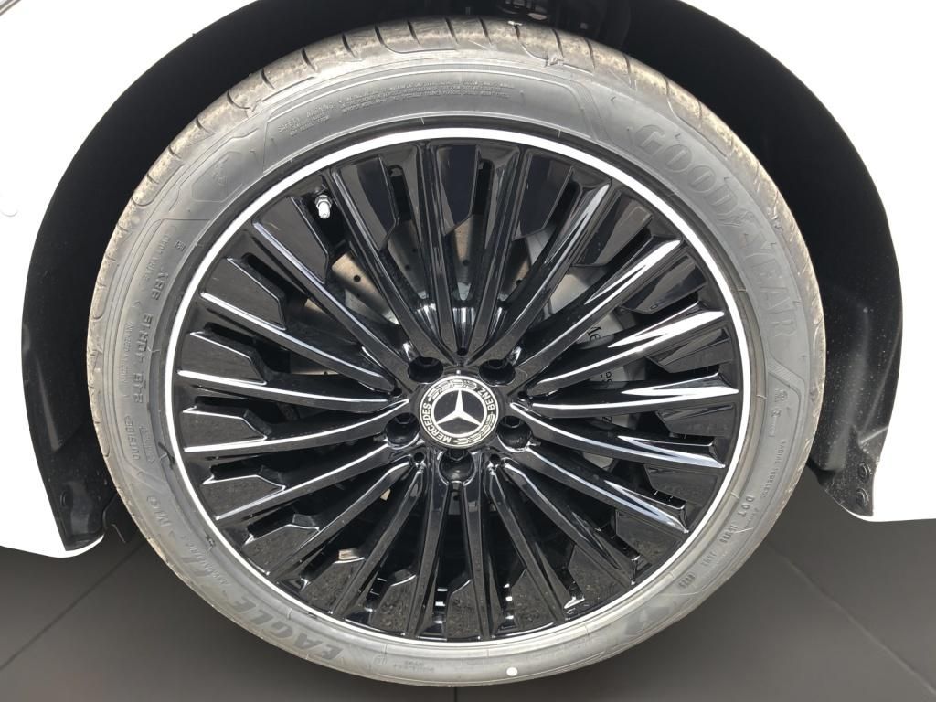 Mercedes-Benz CLE 180 2025
