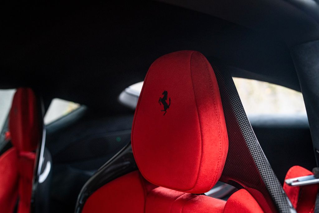 Ferrari 12Cilindri 2025