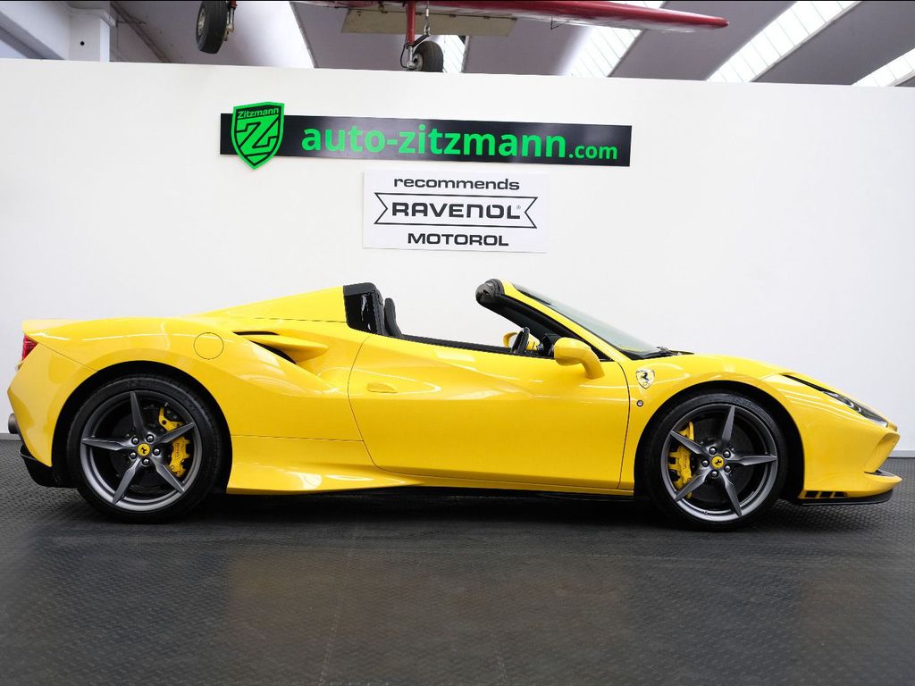 Ferrari F8 2023