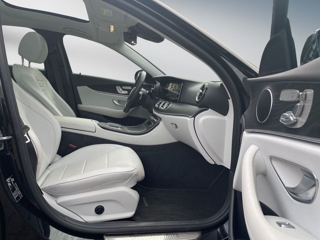 Mercedes-Benz E 300 2021