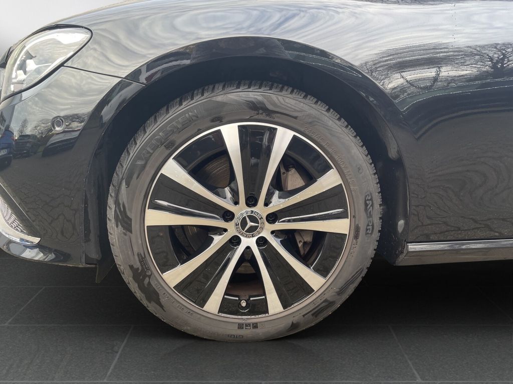 Mercedes-Benz E 300 2021