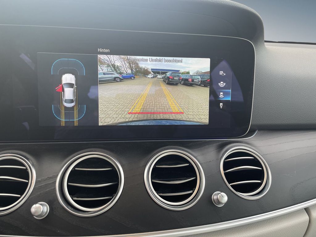 Mercedes-Benz E 300 2021