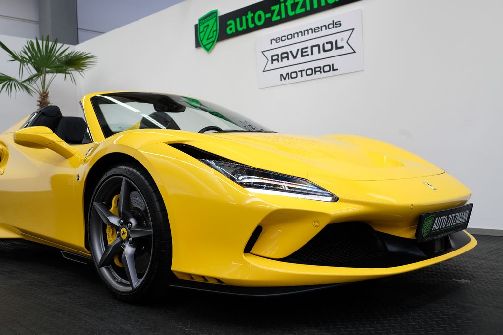 Ferrari F8 2023