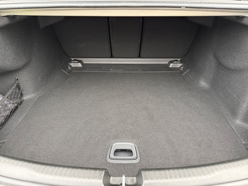 Mercedes-Benz C 220 2024