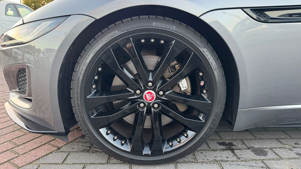 Jaguar F-Type 2022