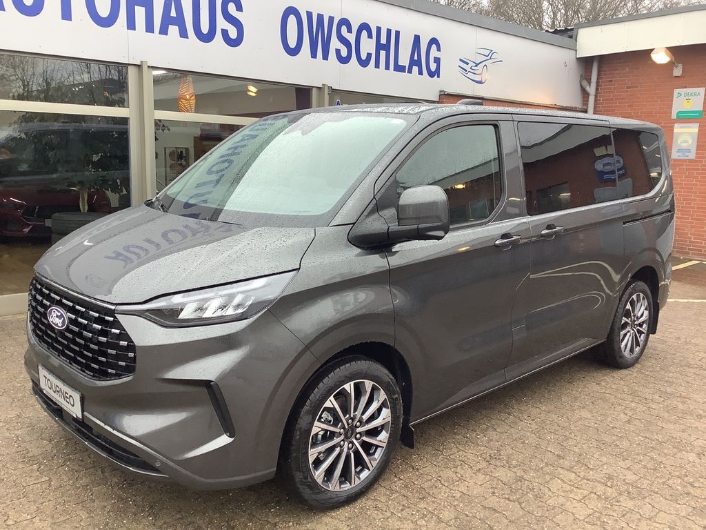 Ford Tourneo Custom 2025