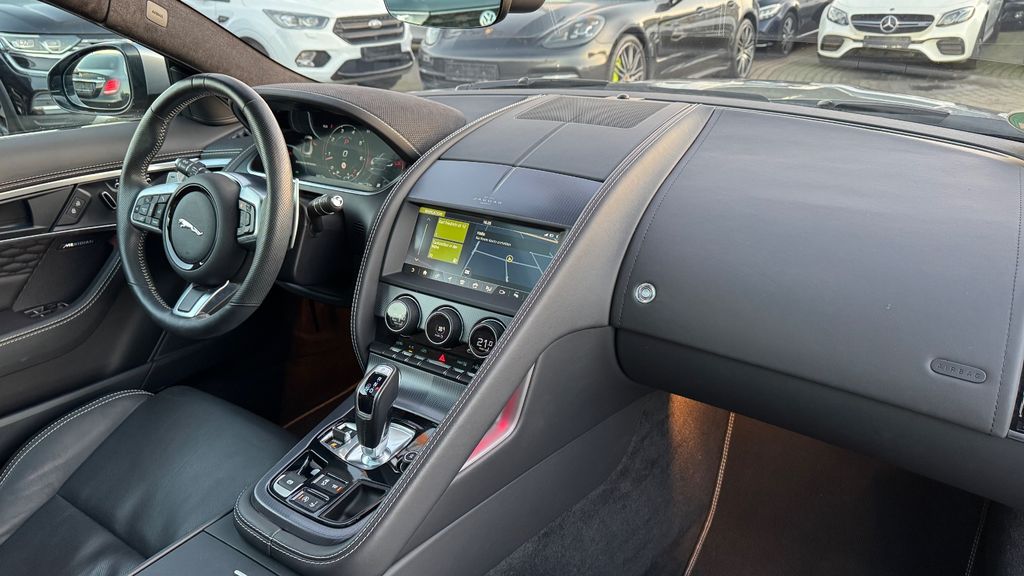 Jaguar F-Type 2022