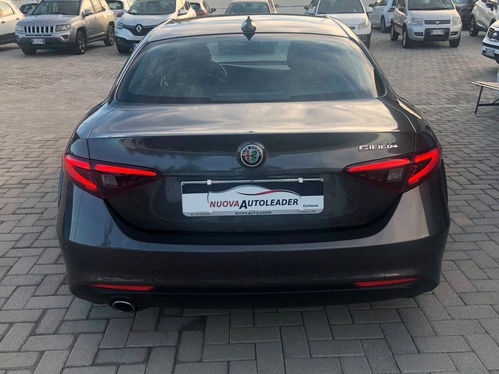Alfa Romeo Giulia 2021
