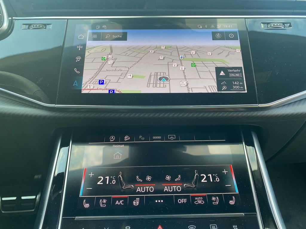 Audi SQ8 2025