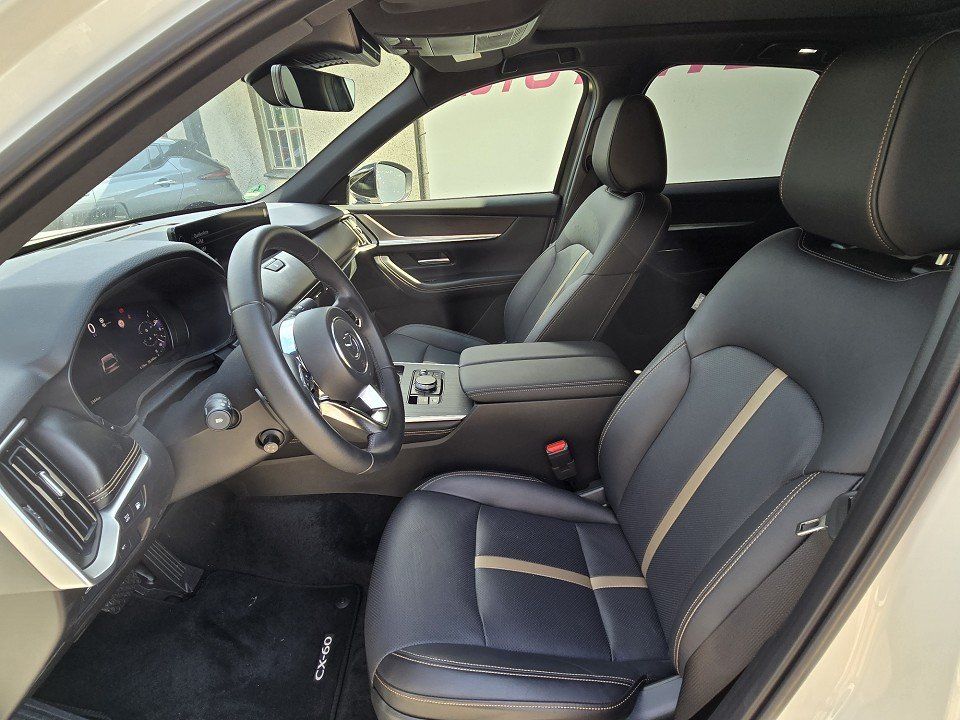 Mazda CX-60 2025