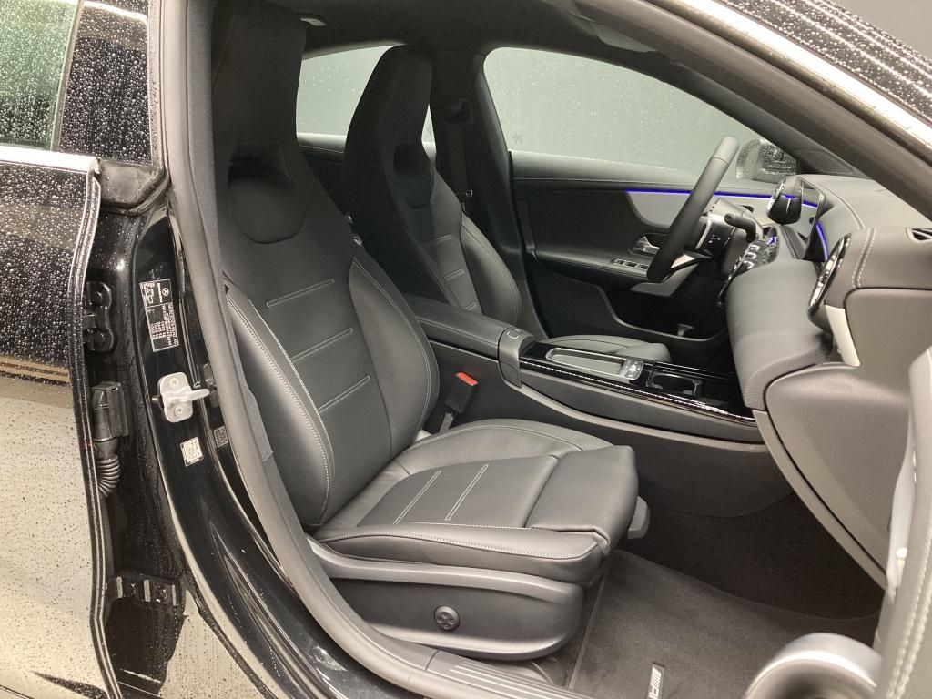 Mercedes-Benz CLA 200 2023