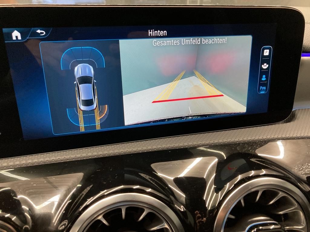 Mercedes-Benz CLA 200 2023