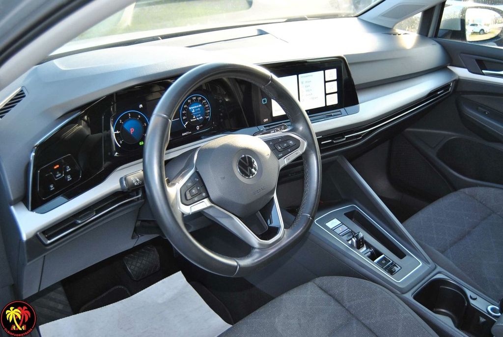 Volkswagen Golf 2022