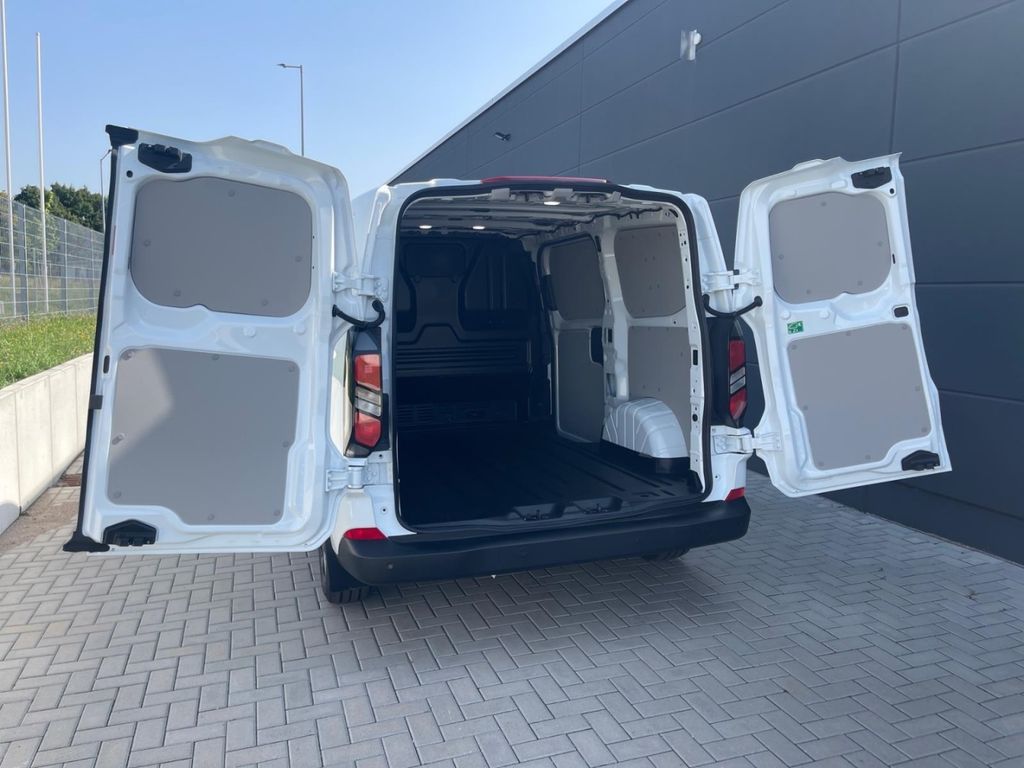 Ford Transit Custom 2025