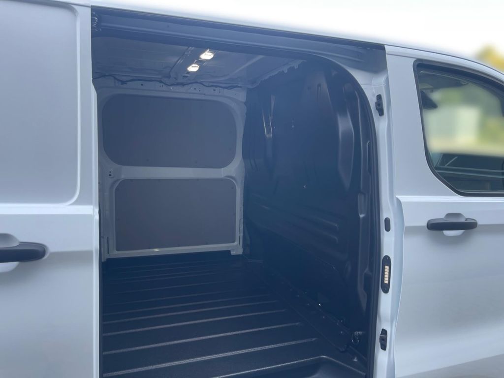 Ford Transit Custom 2025