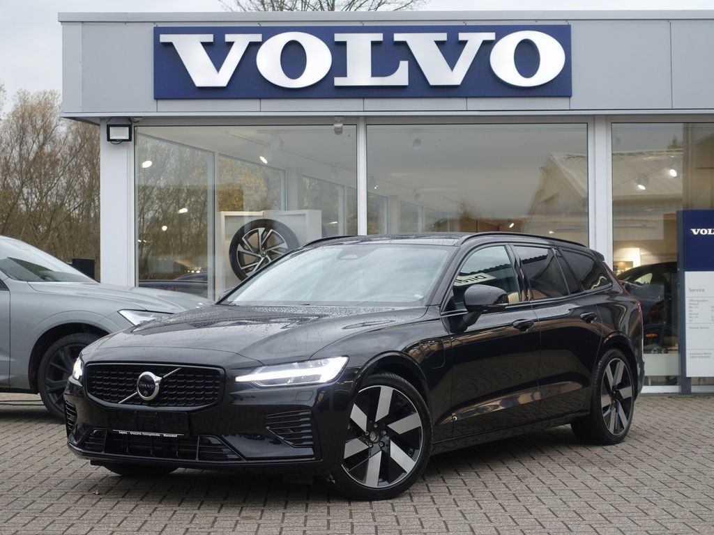 Volvo V60 2025