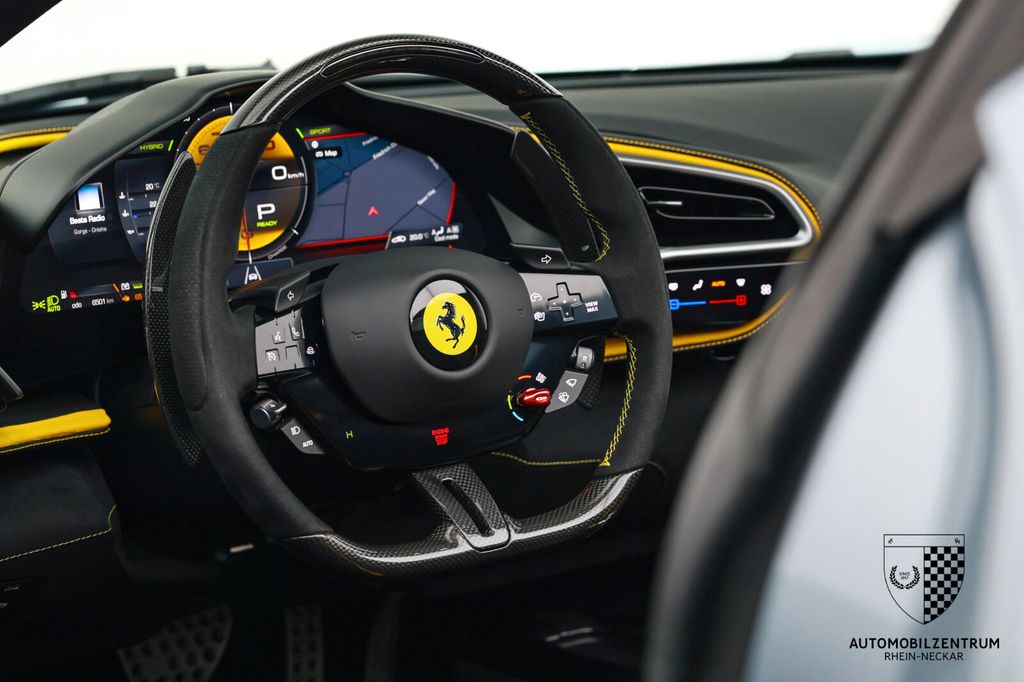 Ferrari 296 GTS 2025