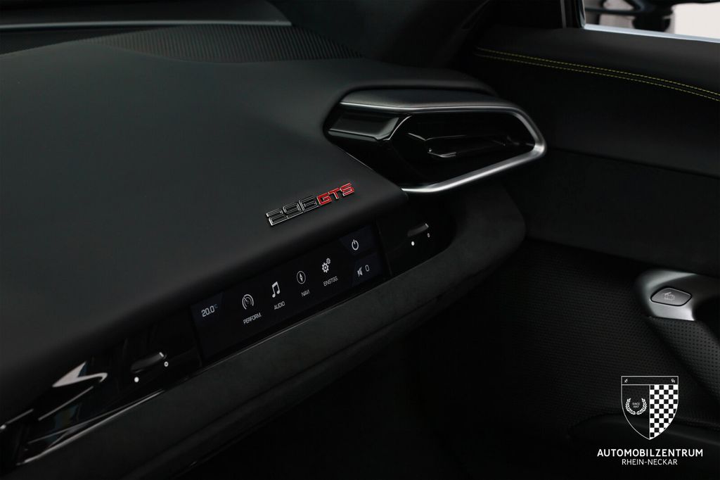 Ferrari 296 GTS 2025