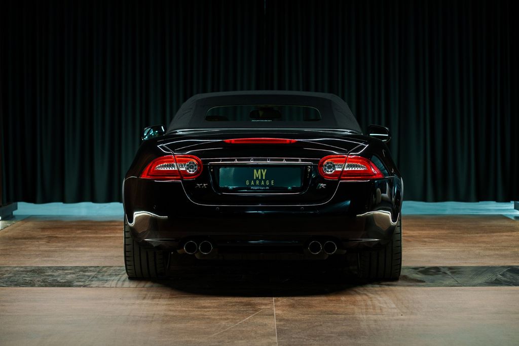Jaguar XKR 2010