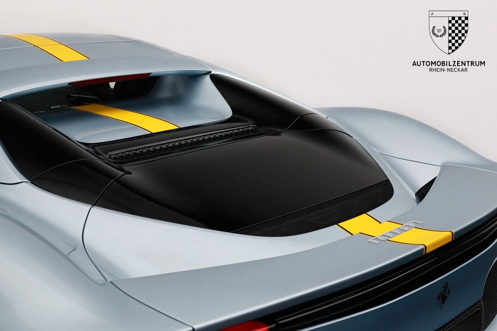 Ferrari 296 GTS 2025