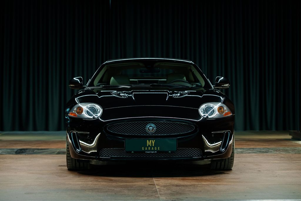 Jaguar XKR 2010