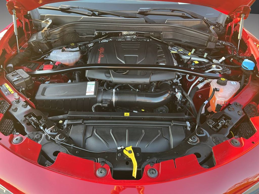 Alfa Romeo Stelvio 2023