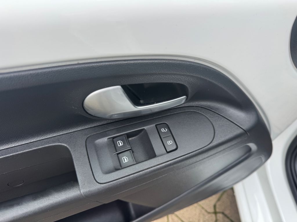 Volkswagen up! 2022