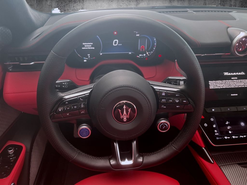 Maserati GranCabrio 2024