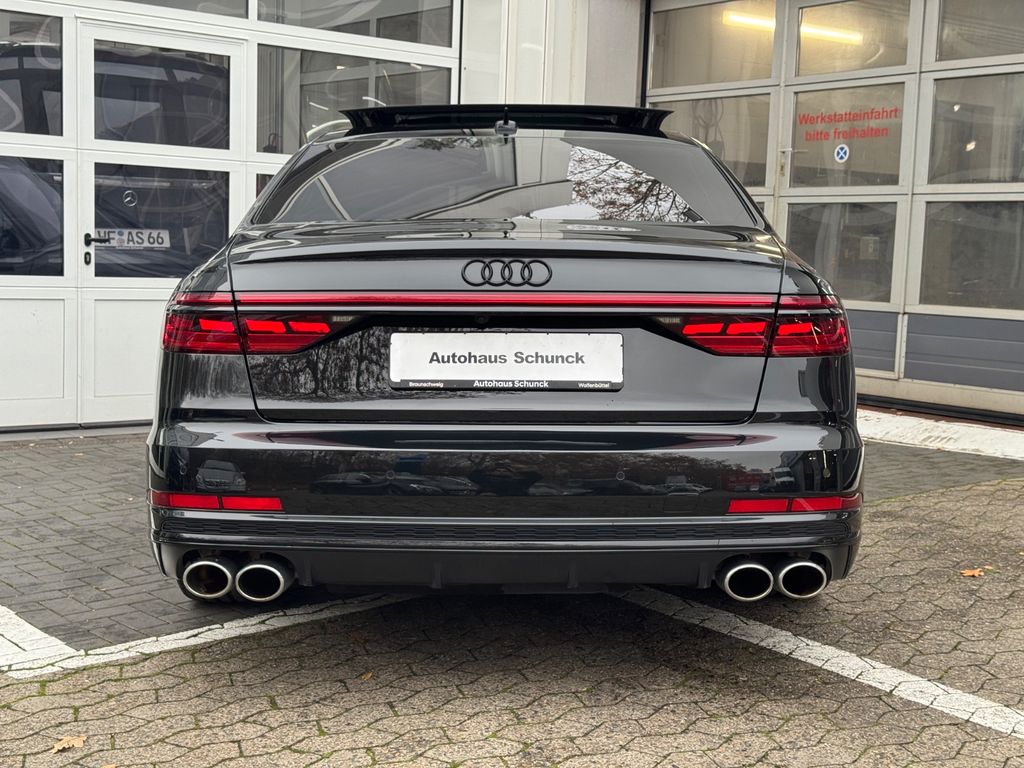 Audi S8 2022