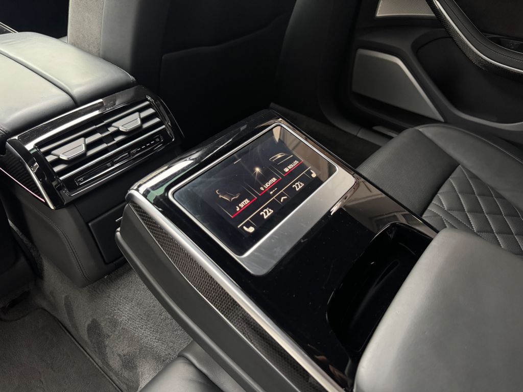 Audi S8 2022