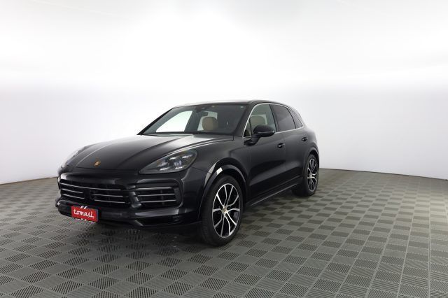 Porsche Cayenne 2022