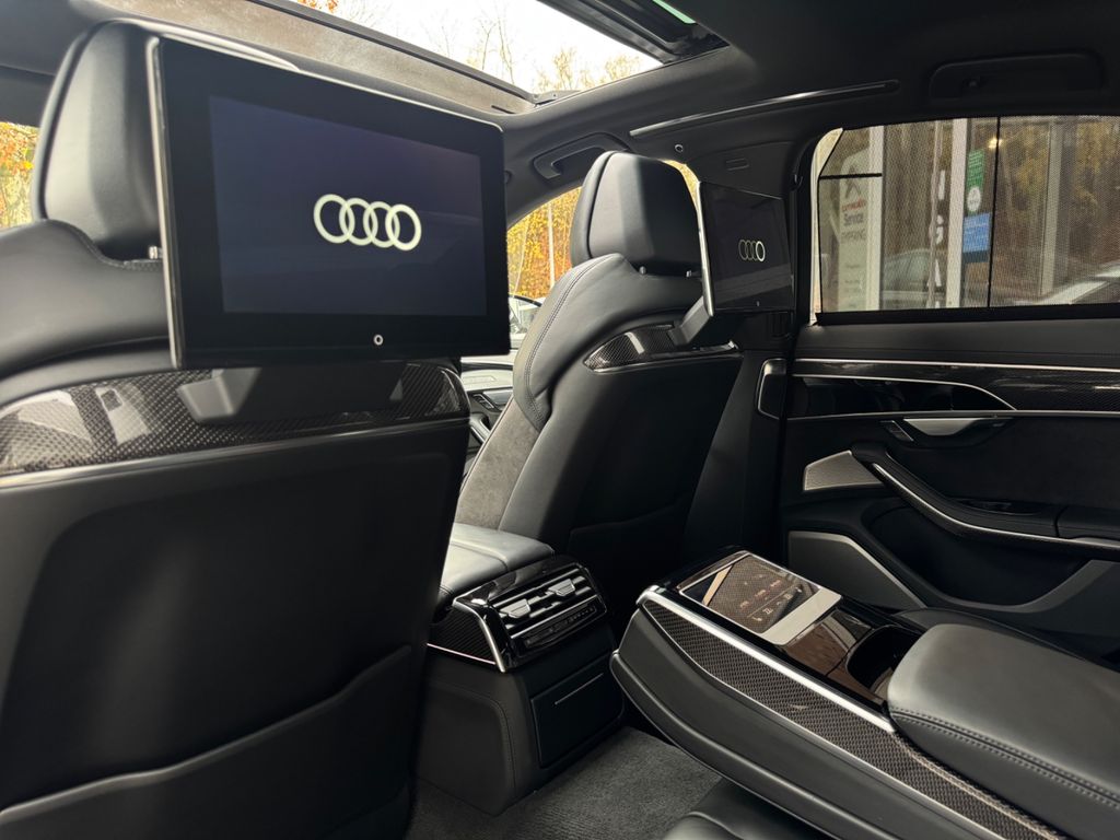 Audi S8 2022