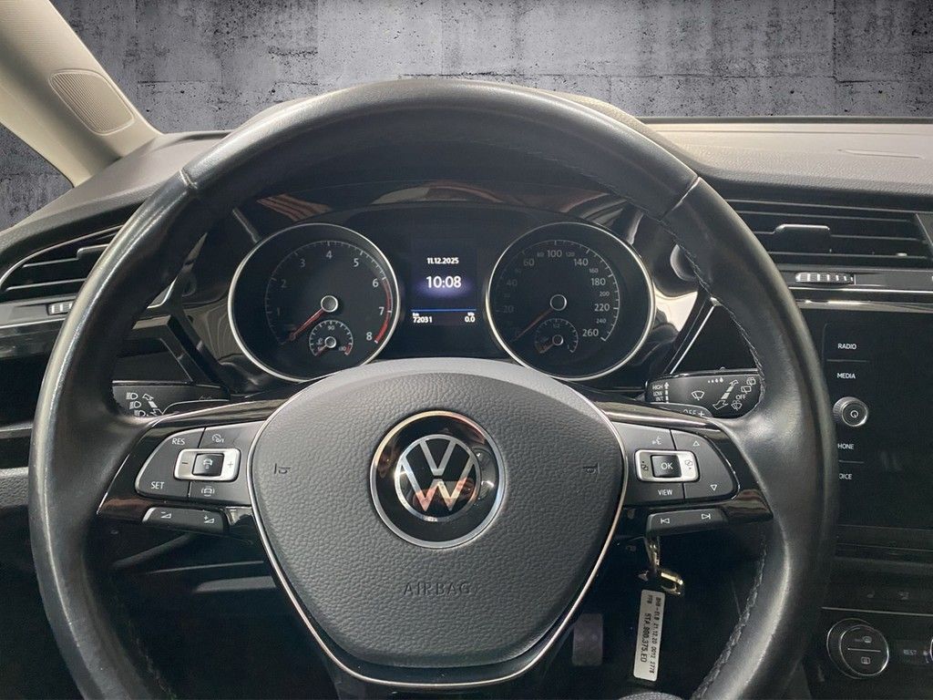 Volkswagen Touran 2021
