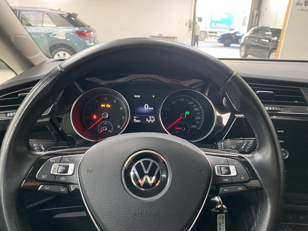 Volkswagen Touran 2021