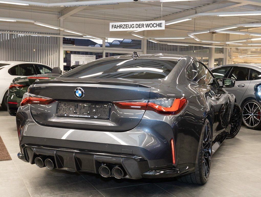 BMW M4 2022