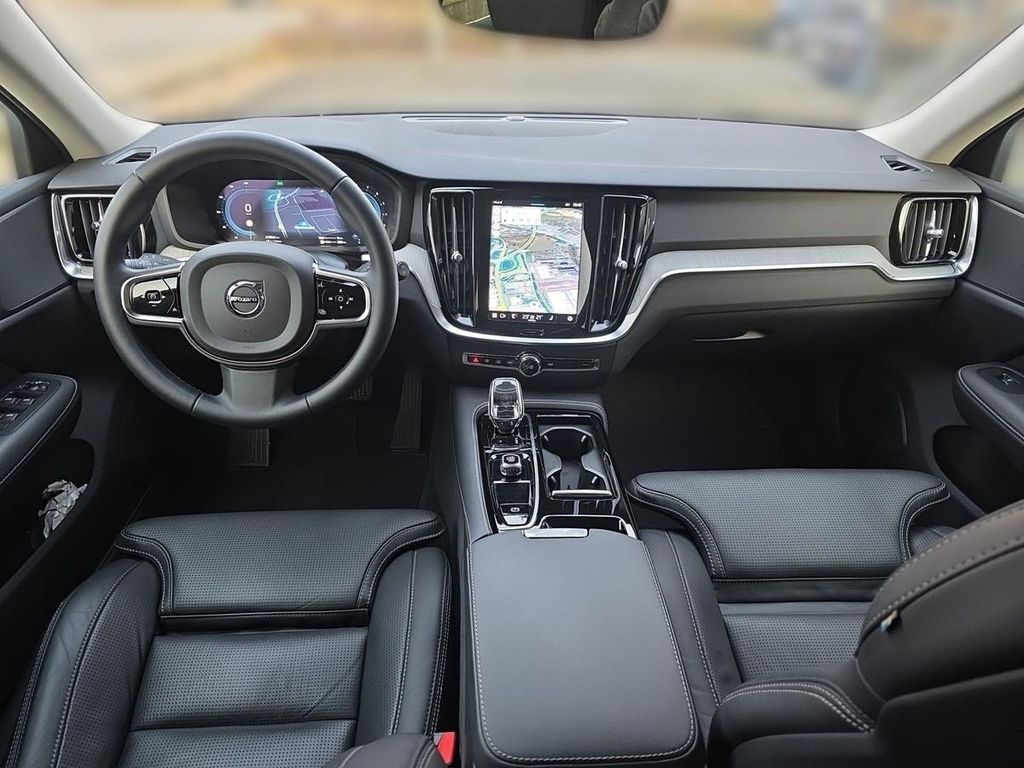 Volvo V60 2022