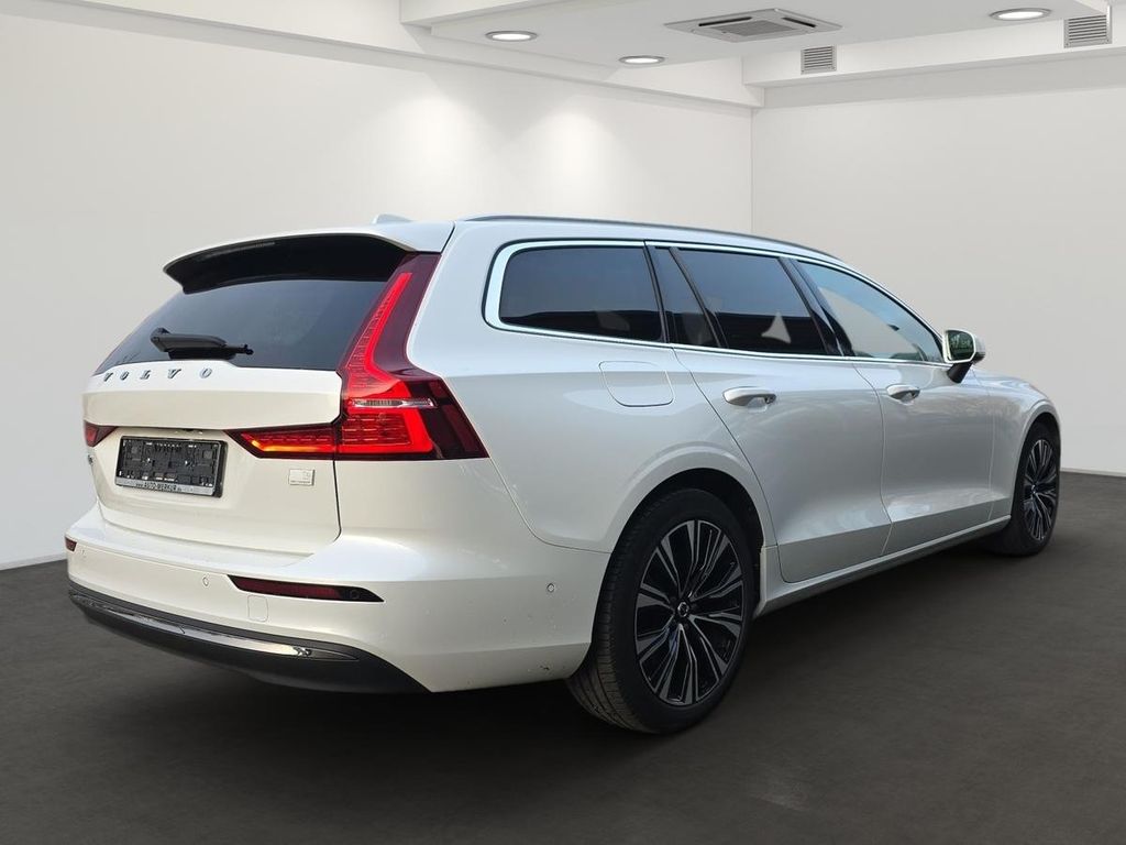 Volvo V60 2022