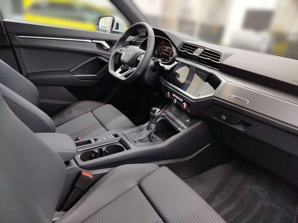Audi Q3 2025