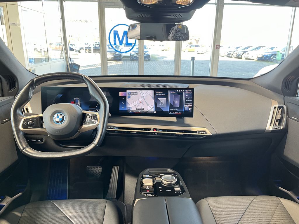 BMW iX 2023
