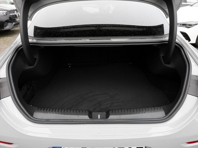 Mercedes-Benz CLA 350 2025