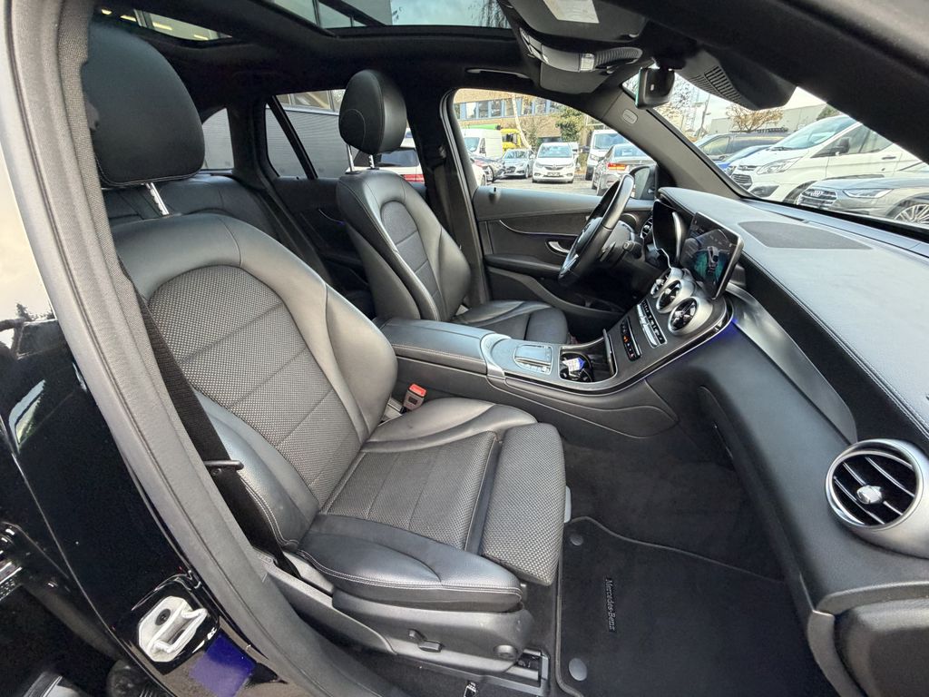 Mercedes-Benz GLC 300 2021