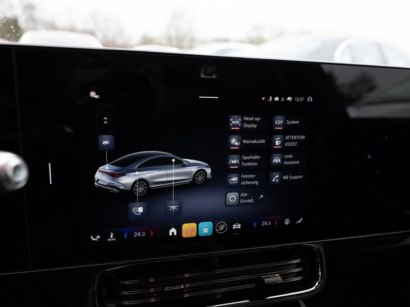 Mercedes-Benz CLA 350 2025