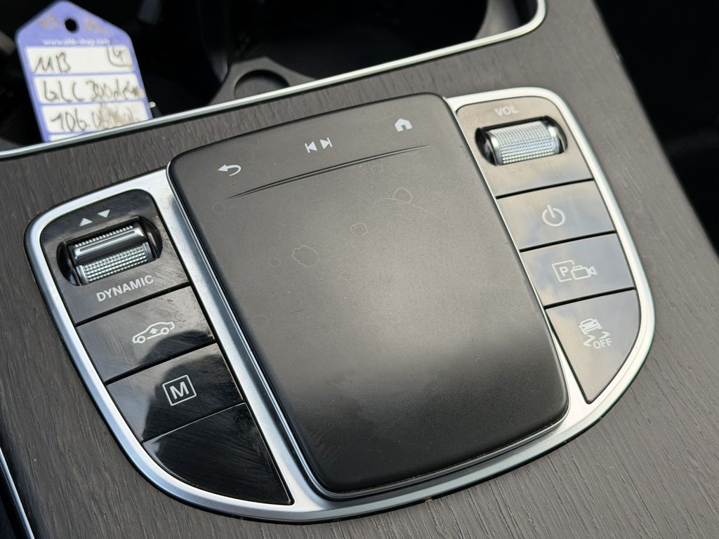 Mercedes-Benz GLC 300 2021