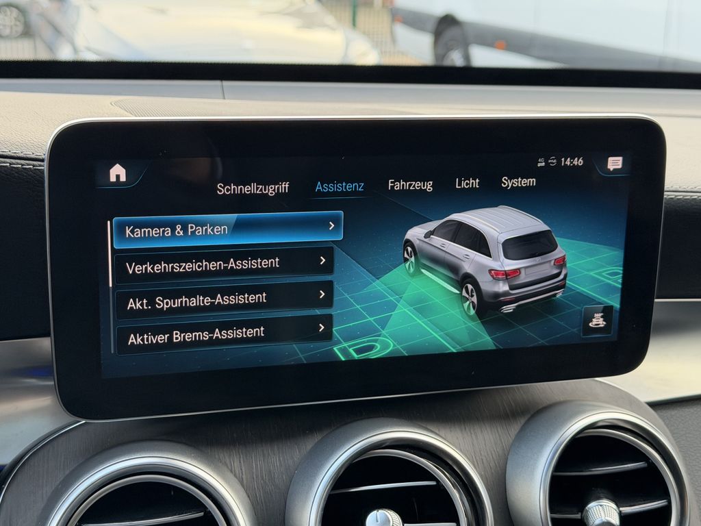 Mercedes-Benz GLC 300 2021